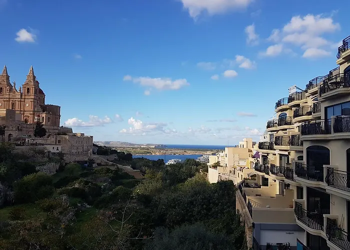 Mellieha Sea And Land View Apartment